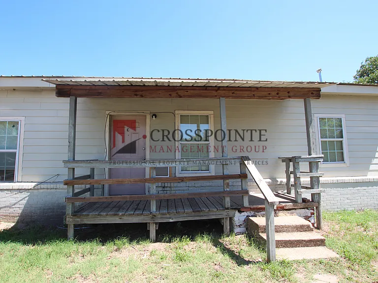 1010 S Bennett Ave #C — Photo 11