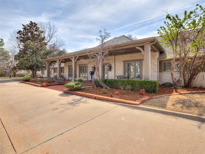 2500 NW Grand Blvd, Oklahoma City, OK, 73116