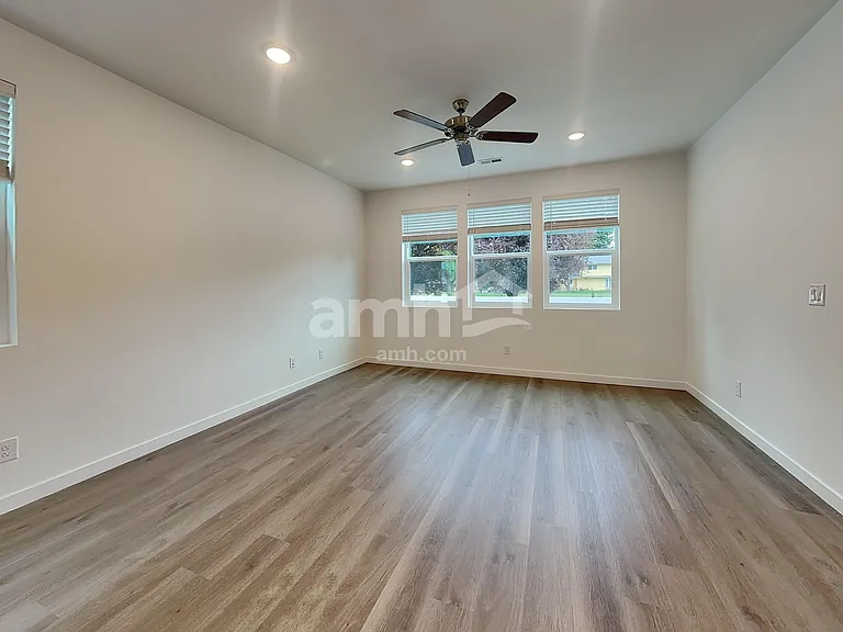 5213 Turnstone St SE — Photo 7