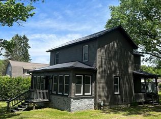 204 N Main St, Seneca, PA 16346