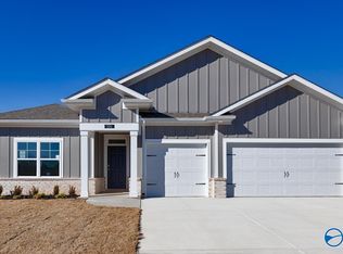 104 Legend Dr, Meridianville, AL 35759