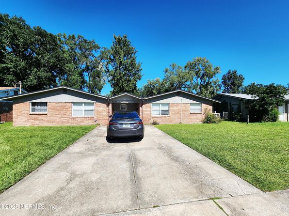 6067 Longchamp Dr