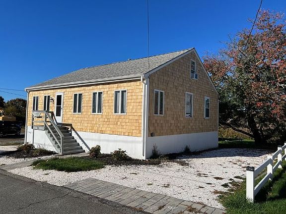 2nd image of 113 Silver Beach Ave