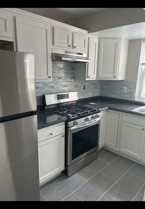 1st image of 1717 S St SE #G6