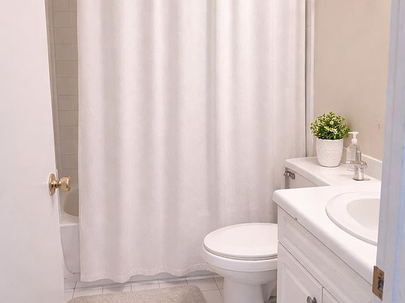 5th image of 1208 Bush River Rd APT R2