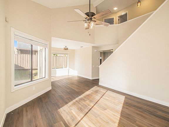 2nd image of 451 Mockingbird Ln