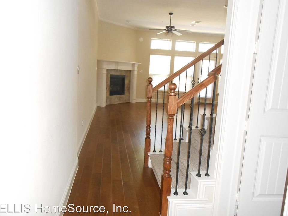 1st image of 137 Preserve Pl