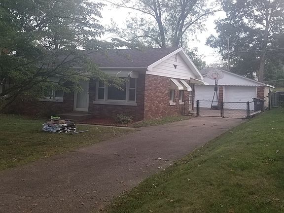 2nd image of 4009 W Maryland St