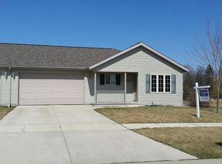 1149 Primrose Ln, Fond Du Lac, WI 54935