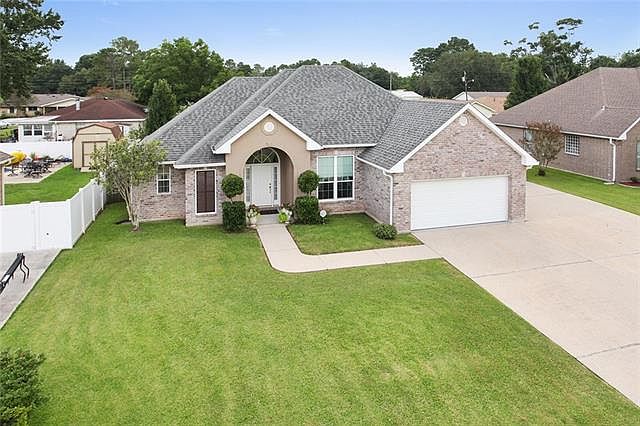1st image of 116 Duhe Dr
