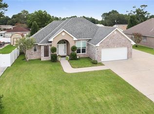 116 Duhe Dr, Hahnville, LA 70057