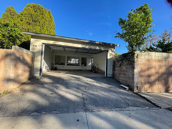 4th image of 18263 Palora St