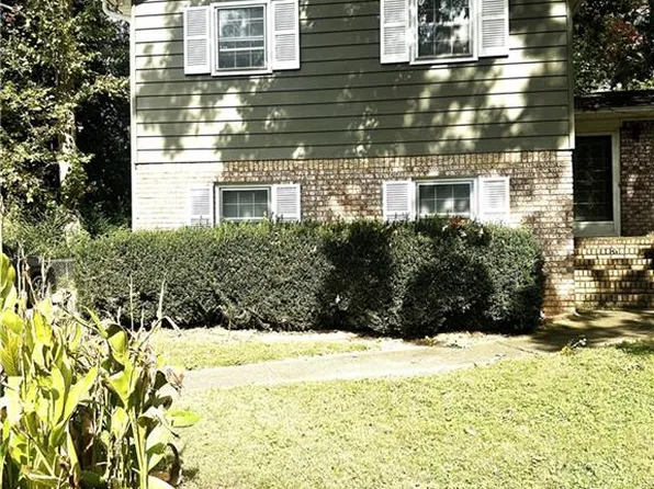 2571 Bailey Dr, Norcross, GA 30071