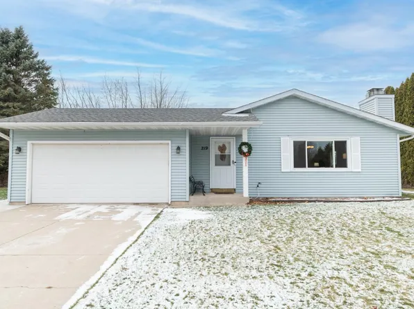 219 South Heritage STREET, Belgium, WI 53004