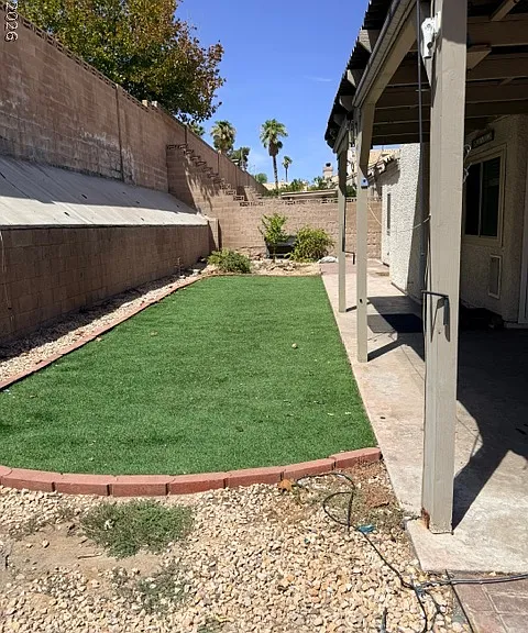 875 Serpentina Ave — Photo 24
