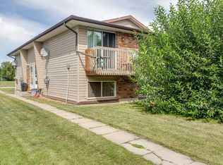 5210 61st Ave, Olds, AB T4H1L3