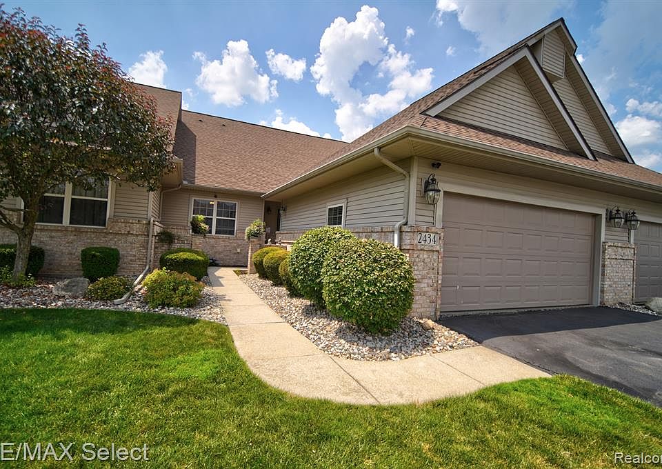 2434 Crossings Cir, Davison, MI 48423 Zillow