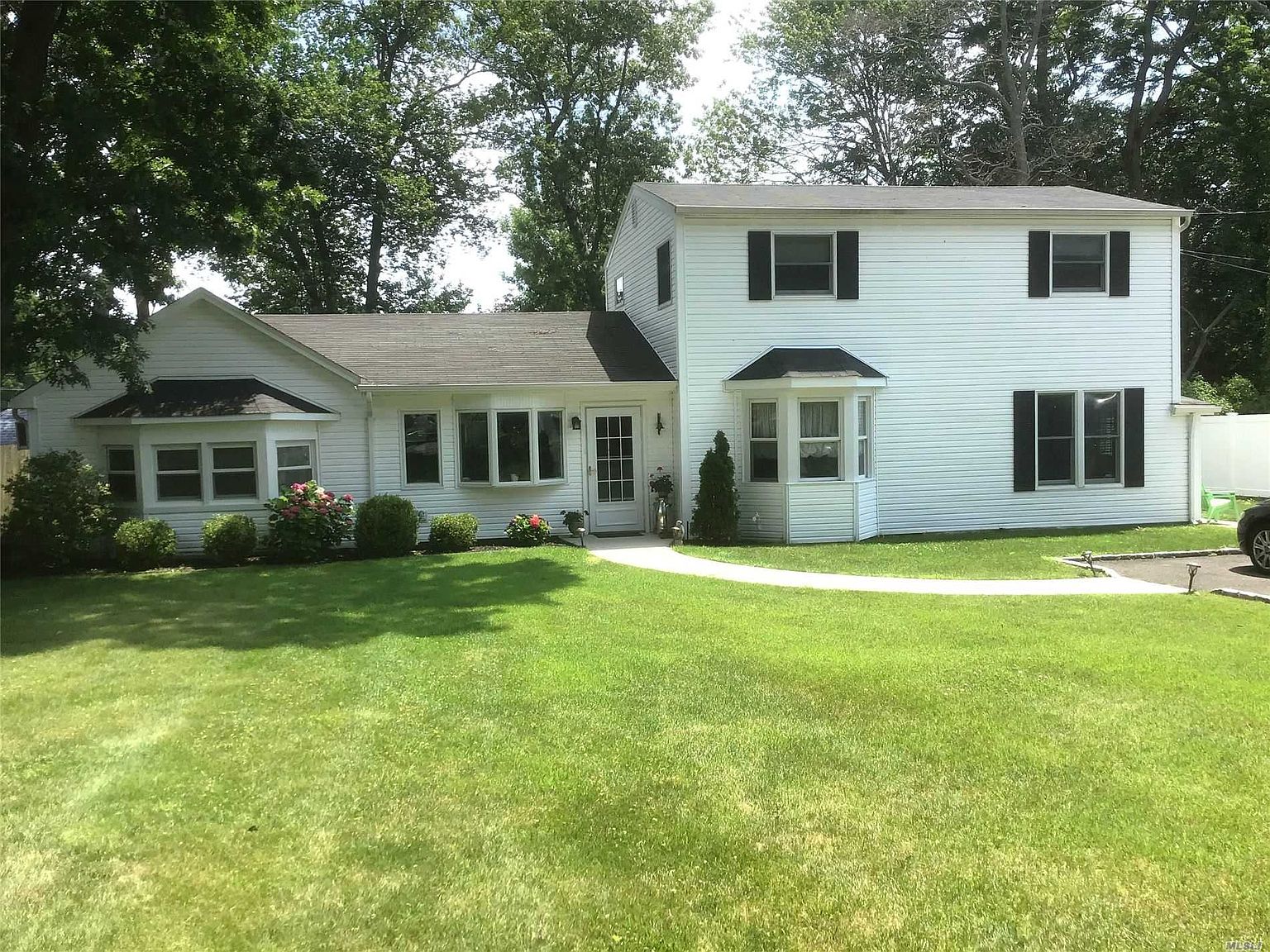 199 Livingston Ave, Babylon, NY 11702 Zillow