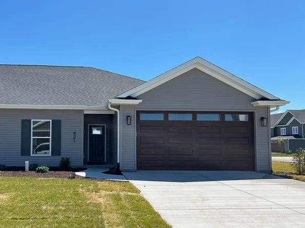 421 N 3rd Ave, Eldridge, IA 52748