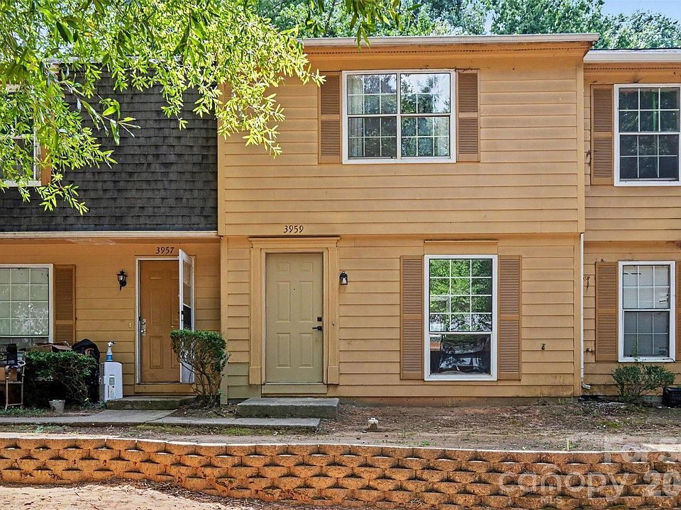 1st image of 3959 Briarhill Dr