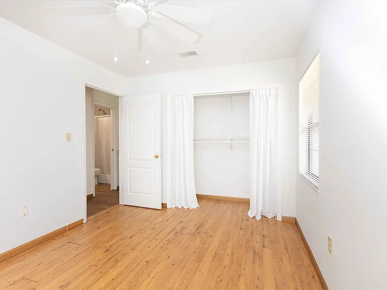 301A Curry St — Photo 10
