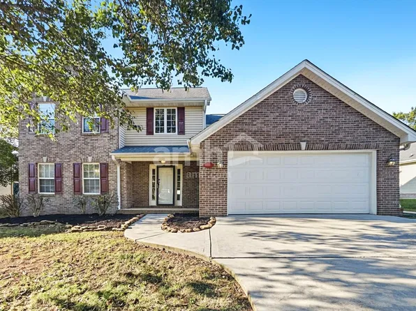 5367 Summer Rose Blvd, Knoxville, TN 37918