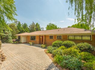 2700 Tanglewood Rd, Chattanooga, TN 37415