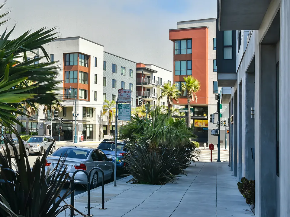 280 Brighton Luxury Apartments