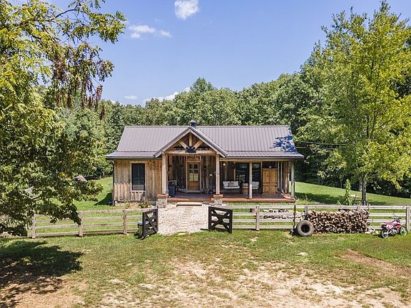 12th image of this home