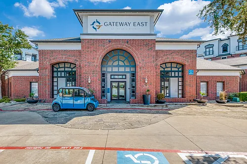 Gateway East at the Arts District Photo 1