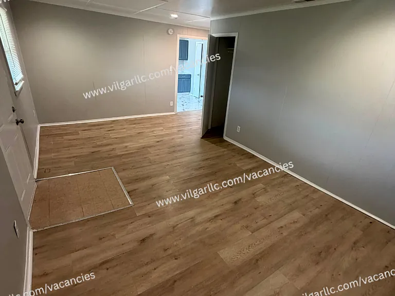 5060 Georgia St — Photo 5