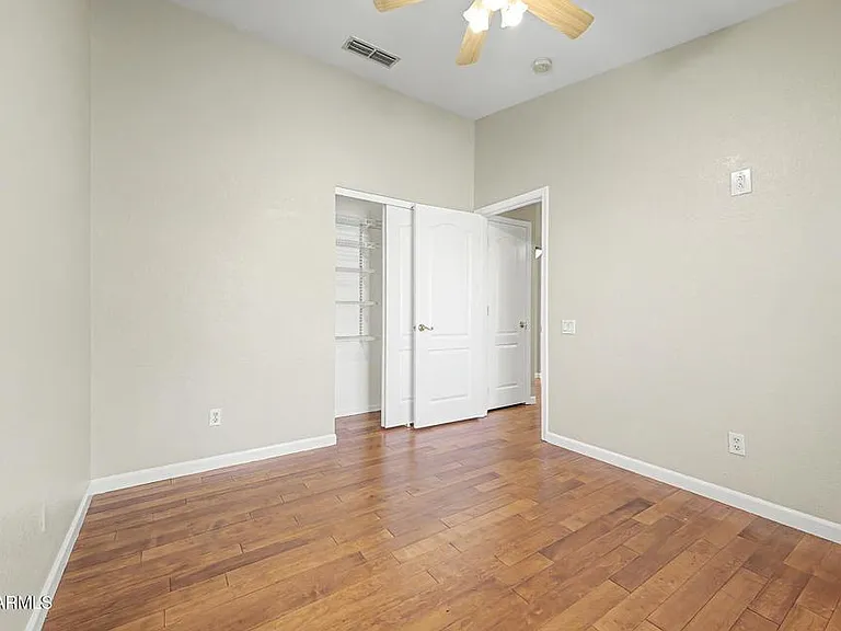 558 W Bluefield Ave — Photo 15