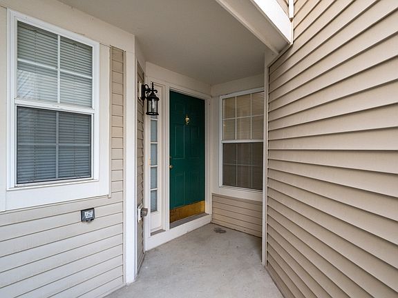 4th image of 1452 Sturgeon Bay Ct