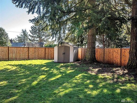 4th image of 15034 26th Ave NE