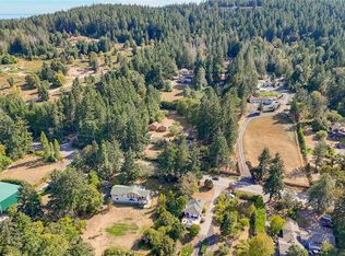 1475 McTavish Rd, North Saanich, BC V8L 5T3