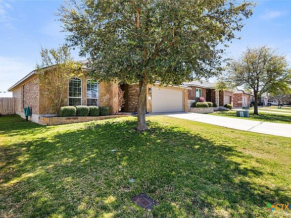 2nd image of 6017 Alexandria Dr