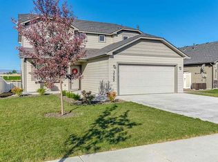 3755 S Windy Ridge Dr, Nampa, ID 83686