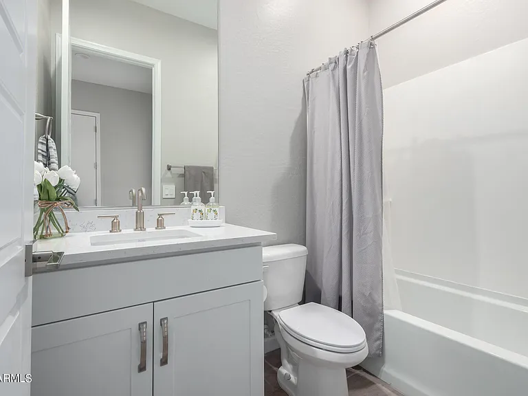 10472 W Adam Ave — Photo 21