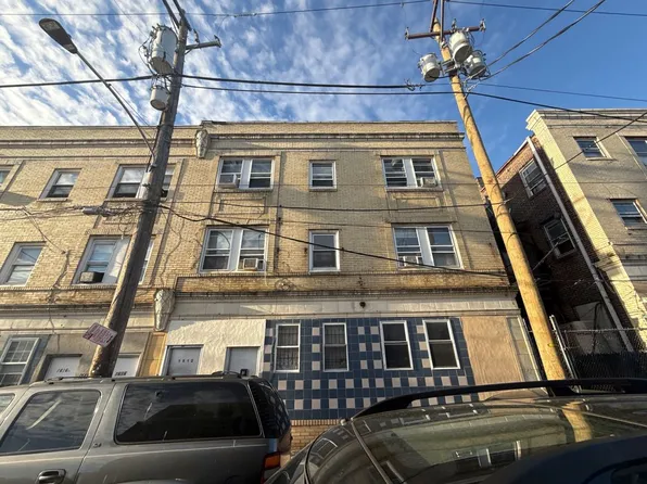 1612-14 Foulkrod St, Philadelphia, PA 19124