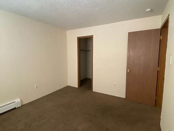 5th image of 4221 SE 13th St APT 17