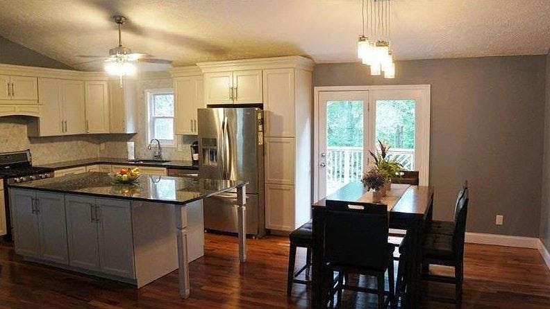 Upgraded New Kitchen