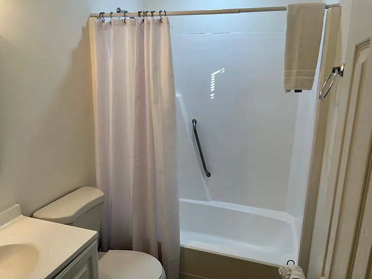 1117 Bexley St #B — Photo 8