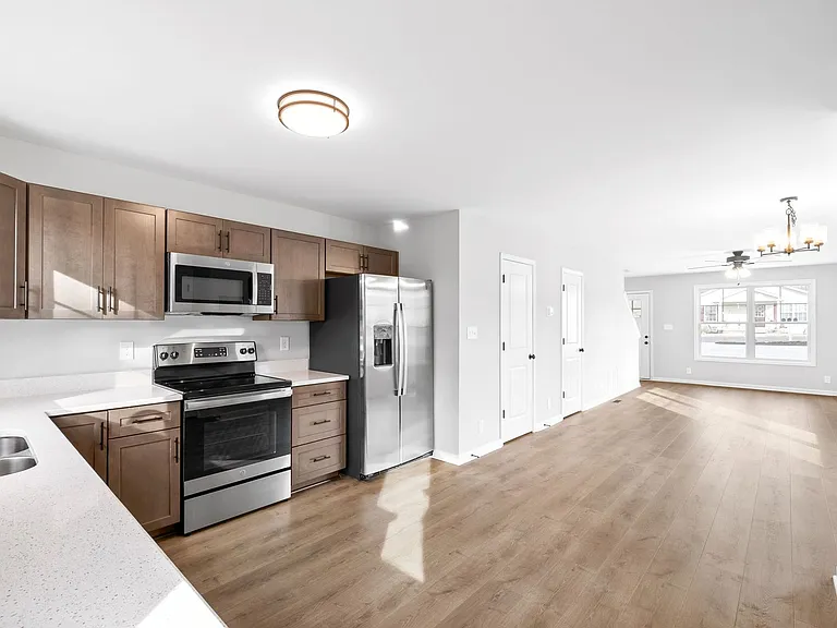 332 Church St — Photo 13