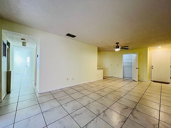5th image of 3778 Southpointe Dr #L-4