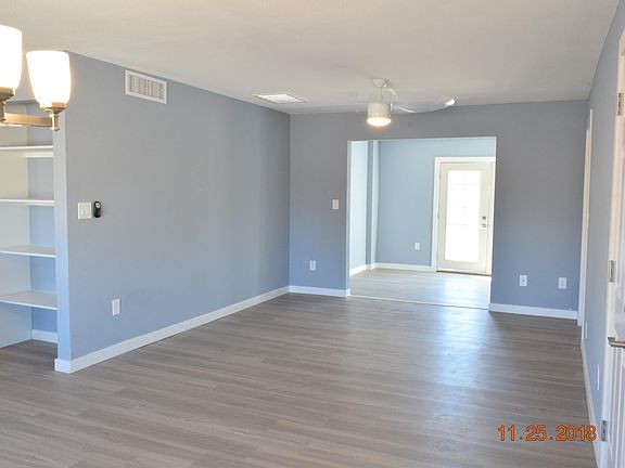 4th image of 12410 N 47th Ave