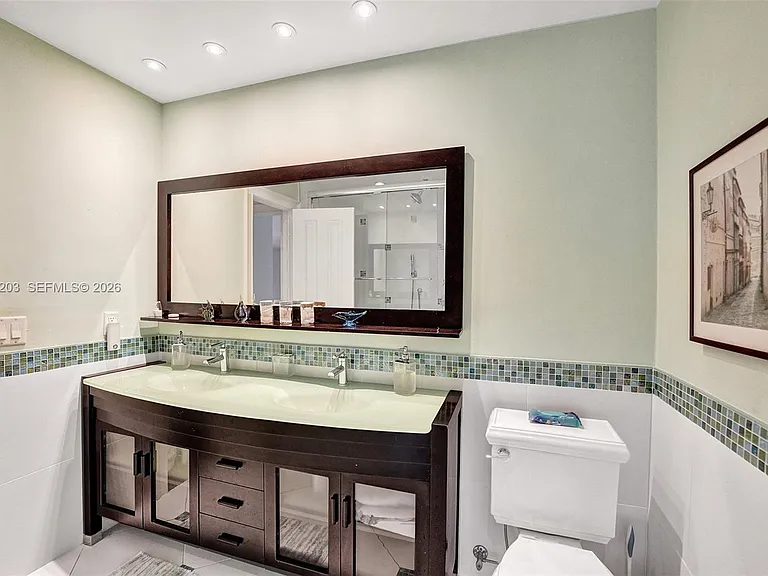 22180 Woodset Ln — Photo 40
