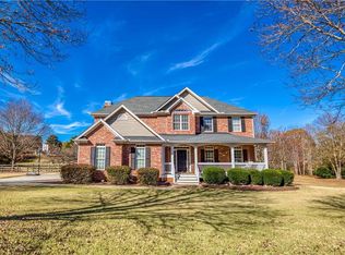 1252 White Columns Dr, Monroe, GA 30656