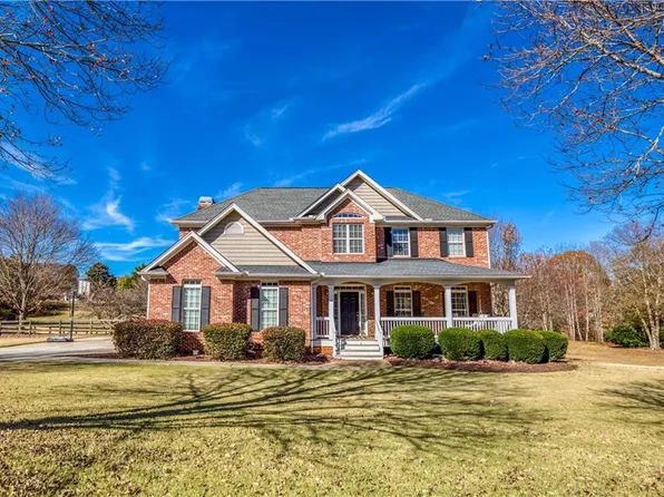 1252 White Columns Dr, Monroe, GA 30656