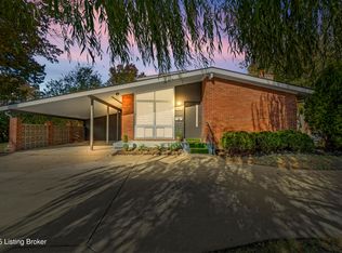 2855 Hikes Ln, Louisville, KY 40218