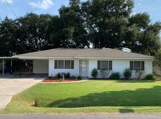 112 Azalea Dr, Rayne, LA 70578